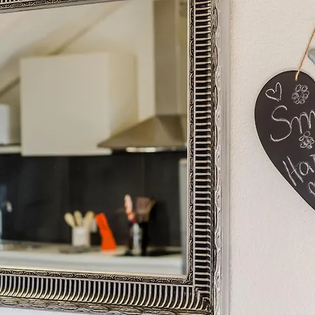 Life - Two Bedroom With Balcony And Sea View Apartment *