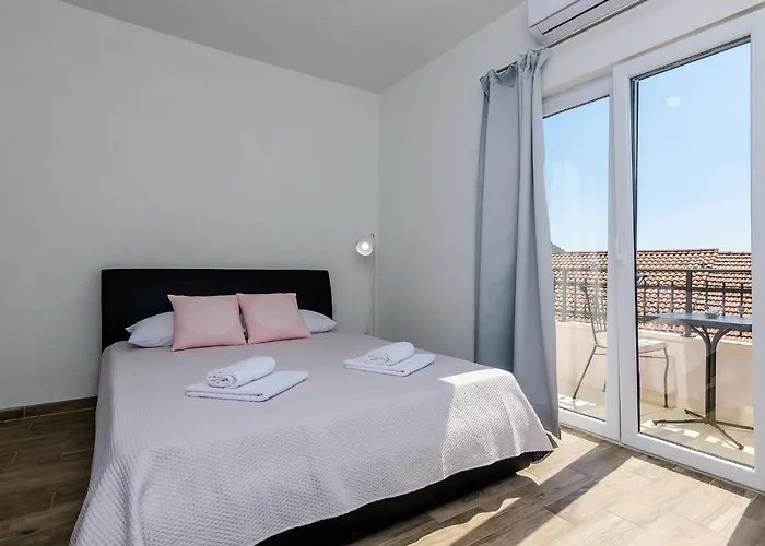Life - Two Bedroom With Balcony And Sea View Διαμέρισμα