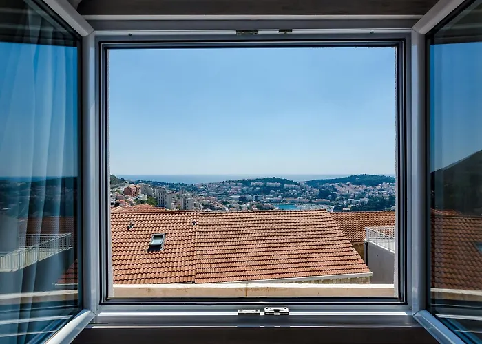 شقة Life - Two Bedroom With Balcony And Sea View *