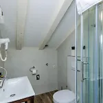 Apartment Life - Two Bedroom With Balcony And Sea View