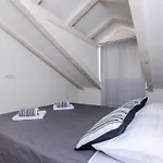 Life - Two Bedroom With Balcony And Sea View