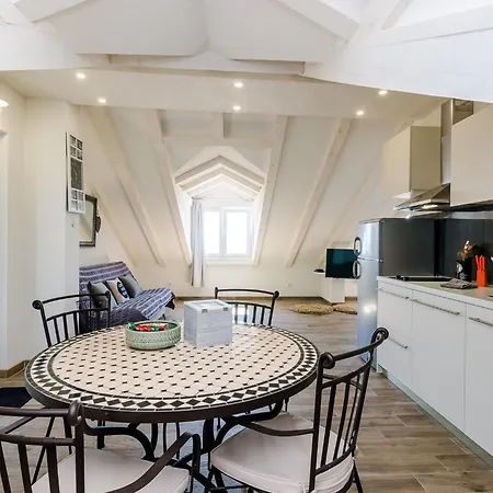 Life - Two Bedroom With Balcony And Sea View Dubrovník