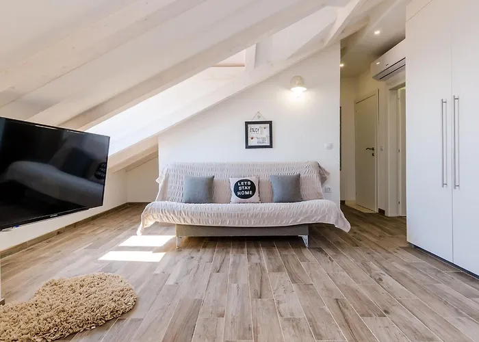 Life - Two Bedroom With Balcony And Sea View Apartment Dubrovnik